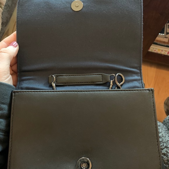 French Connection clutch - Picture 6 of 7